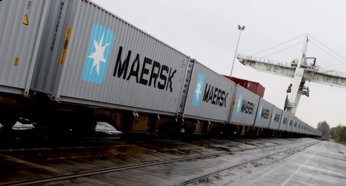 Maersk plans to run a weekly export train providing a doorstep pickup and delivery.