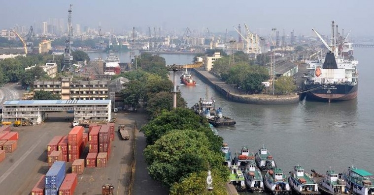 Cochin Shipyard inks deal with Mumbai Port Trust Cochin Shipyard inks deal with Mumbai Port Trust