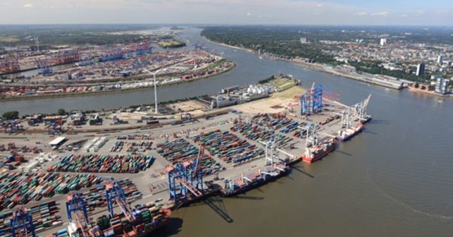 Port of Hamburg handles 104 million tonnes of seaborne freight in first nine months