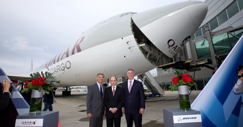 Qatar Airways announces order for two 747-8 freighters and four 777-300ERs