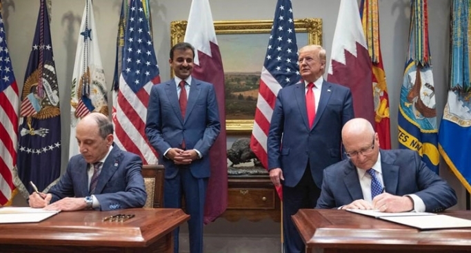 Qatar Airways Group chief executive officer Akbar Al Baker and GE vice chairman and GE Aviation president and chief executive officer David Joyce signed the agreements.