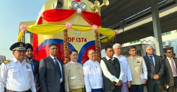 IR delivers 18 modern Indian locomotives to MR