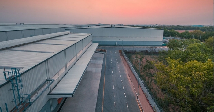 According to recent reports, the logistics sector in India employs more than 40 million people and contributes $200 billion to the economy. This sector is the lifeline of the country and holds critical importance as it connects markets, suppliers and customers across the country. According to recent reports, the logistics sector in India employs more than 40 million people and contributes $200 billion to the economy. This sector is the lifeline of the country and holds critical importance as it connects markets, suppliers and customers across the country.